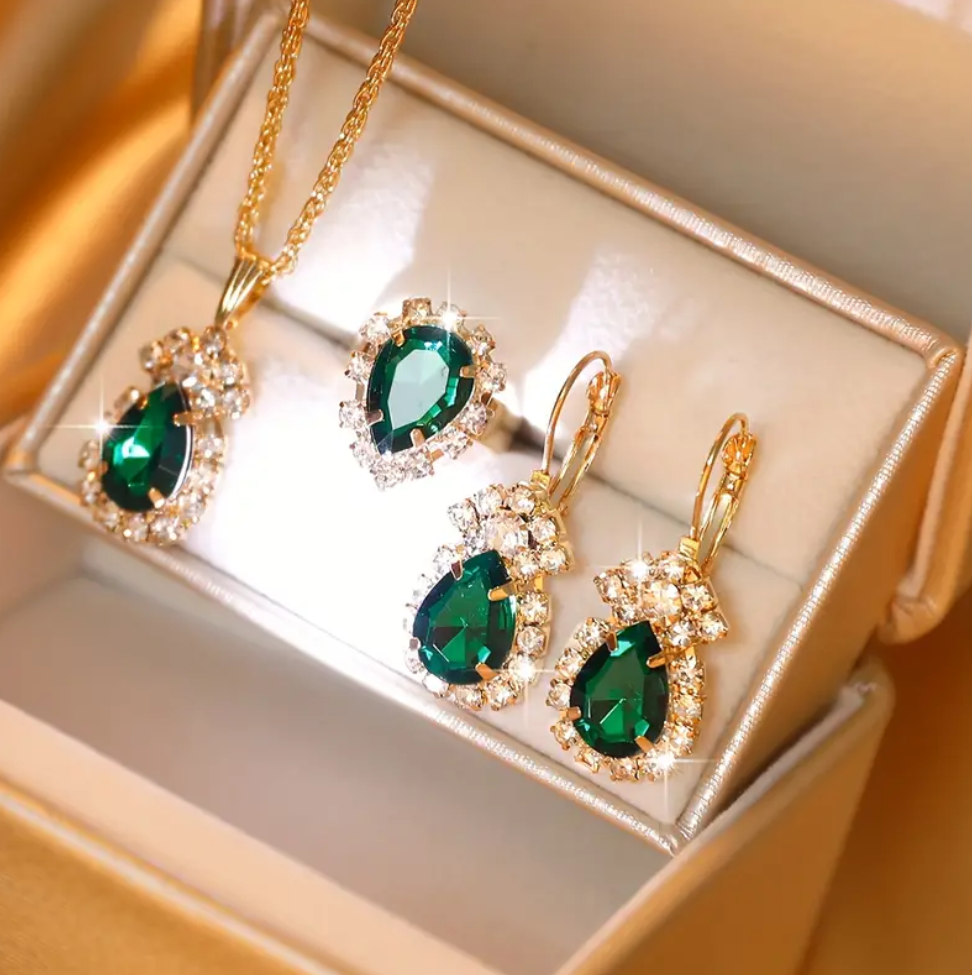 Droplet Shaped Emerald Rhinestone Pendant, Alloy Jewelry Set, Minimalist, Elegant Style For Fashion-Conscious Women, Including Necklace Earrings & Ring Female Gift