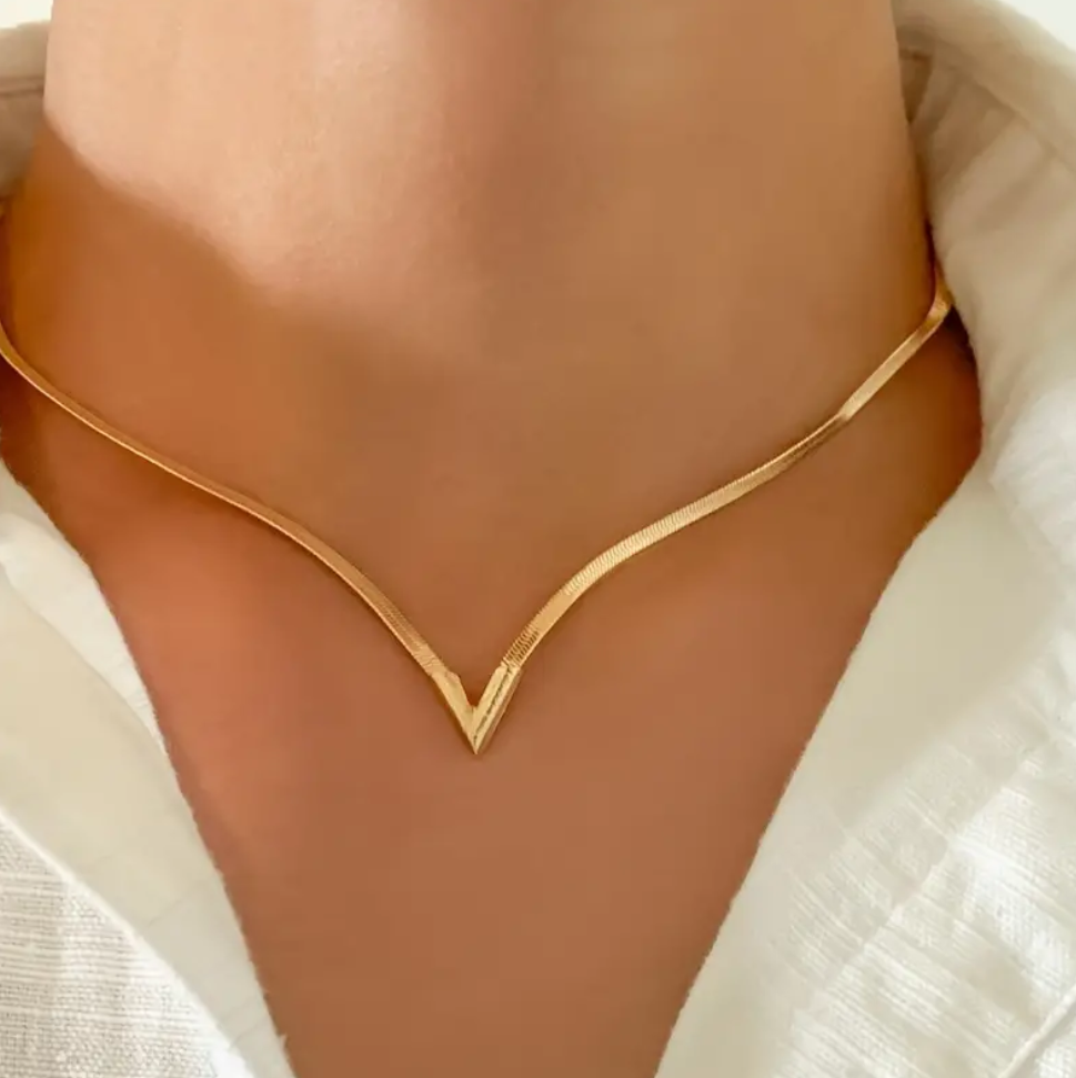 Personality Simple Creative V-Shaped Copper Flat Snake Chain Necklace Trendy Clavicle Chain Jewelry Gift